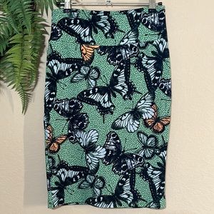 VVGUC Lularoe Butterfly Print Lularoe Cassie Pencil Skirt: size XS